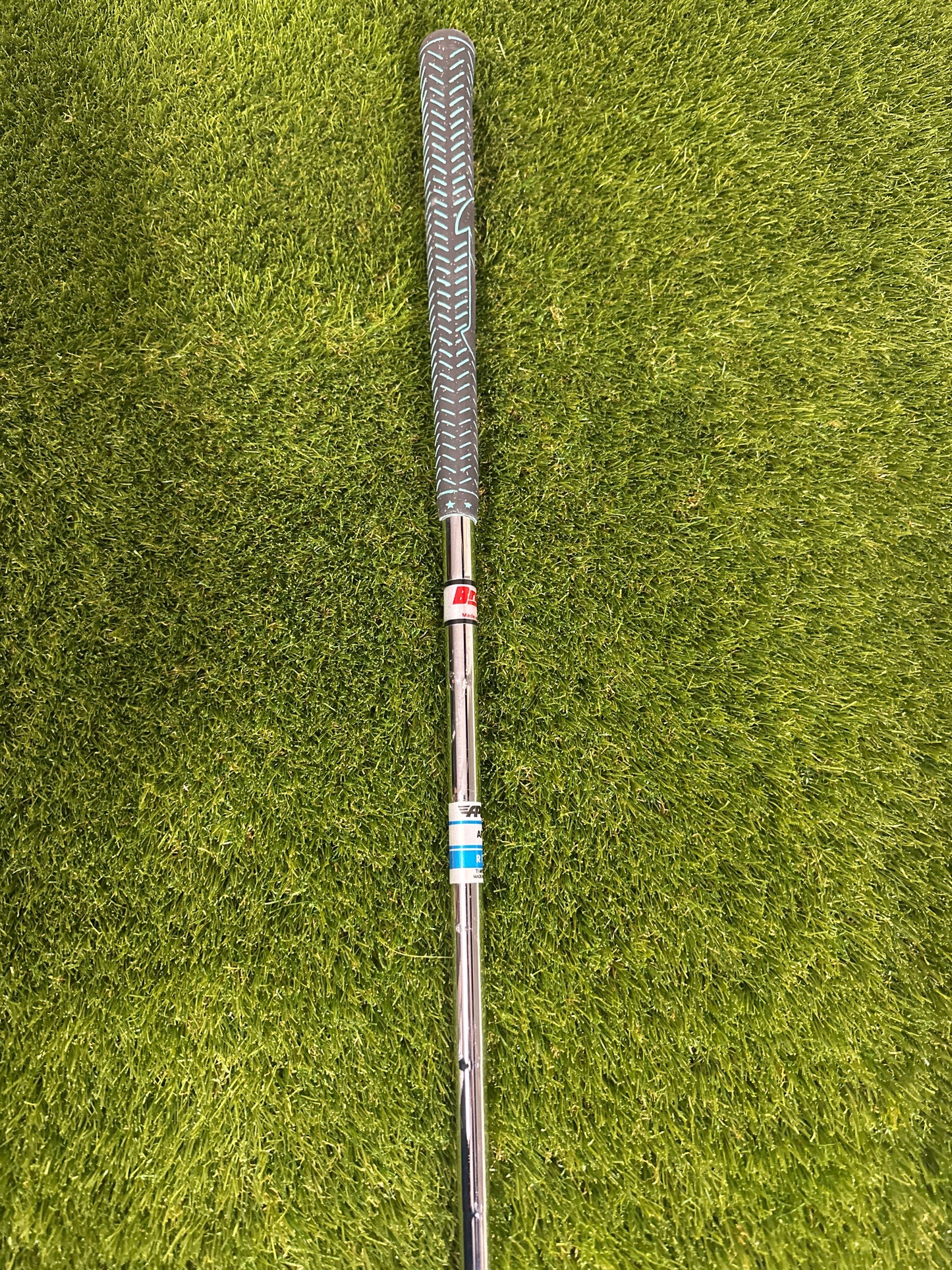 Tour Image Emblem 4 Iron