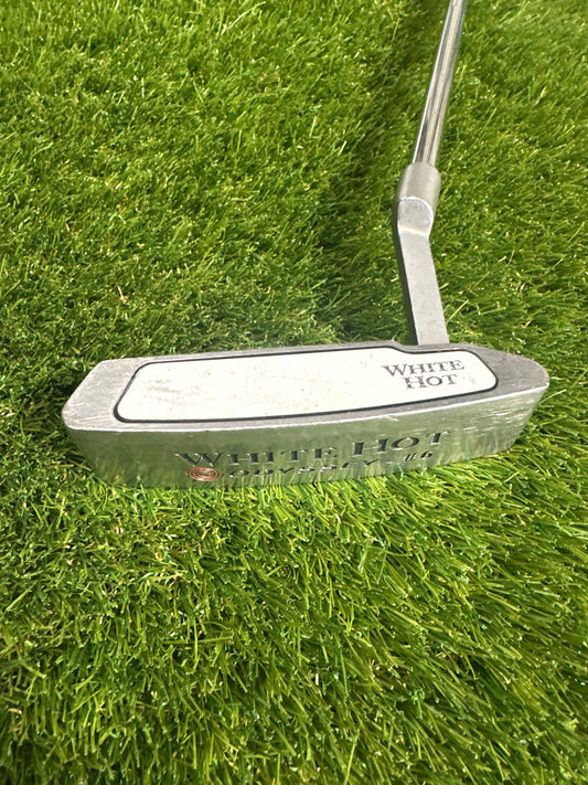 Odyssey White Hot 6 34.5" Putter