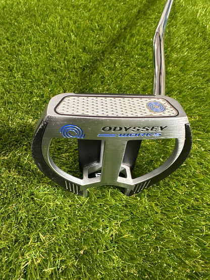 Odyssey Works 2Ball Fang 33" Putter