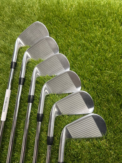 Titleist CB/620 4-9 Irons