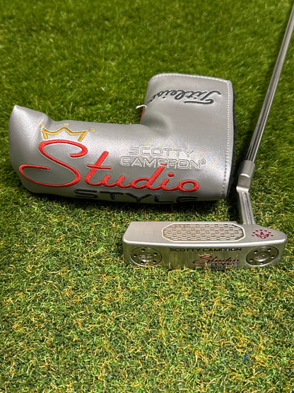 Scotty Cameron Studio Style Newport 2 34" Putter