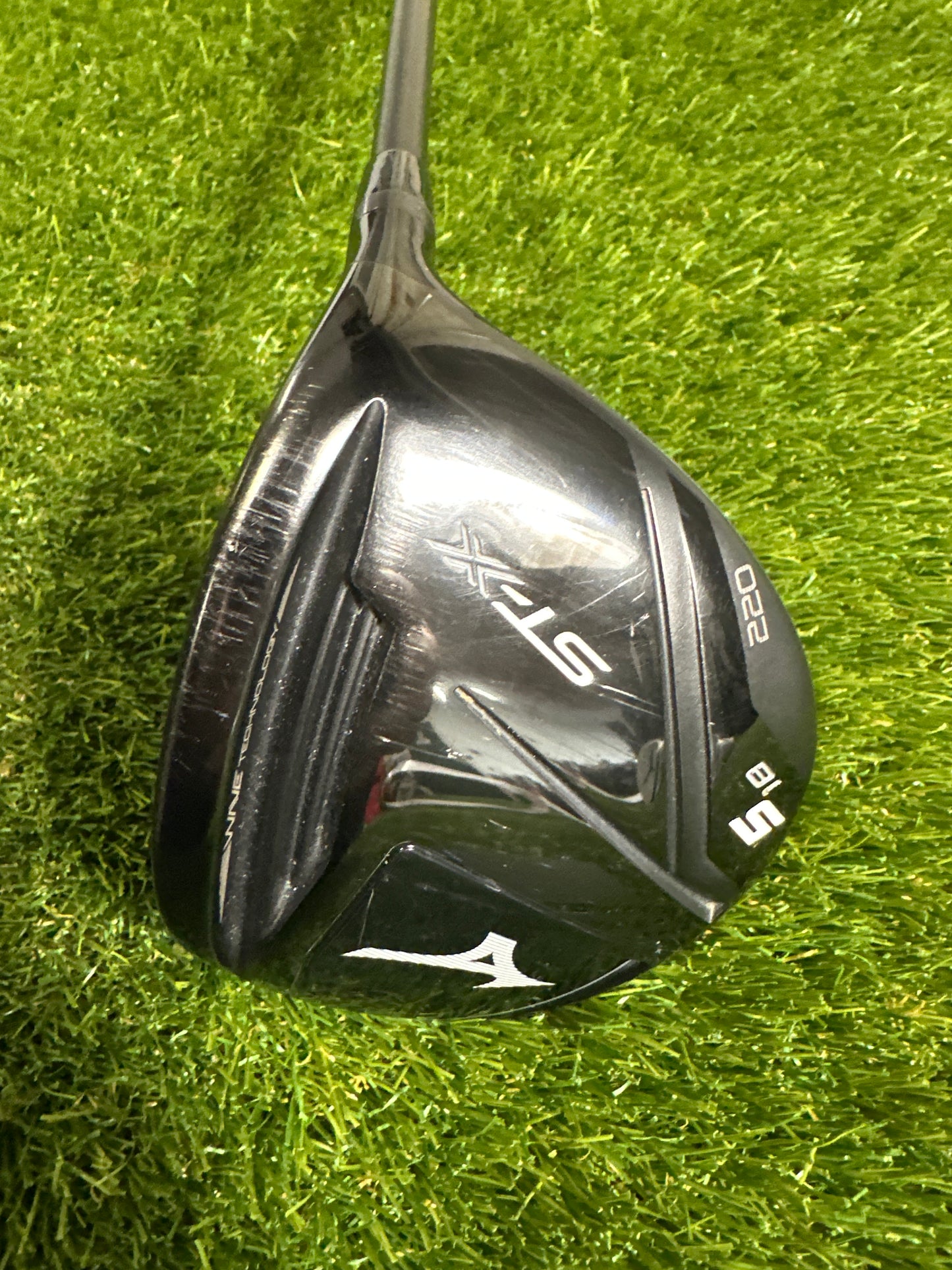 Mizuno STX 220 5/18 FWY