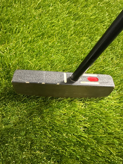 The SeeMore FGP 35.5" Putter