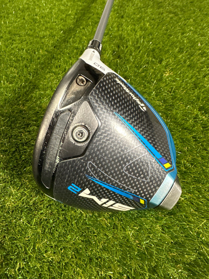 TaylorMade Sim 2 9 Driver