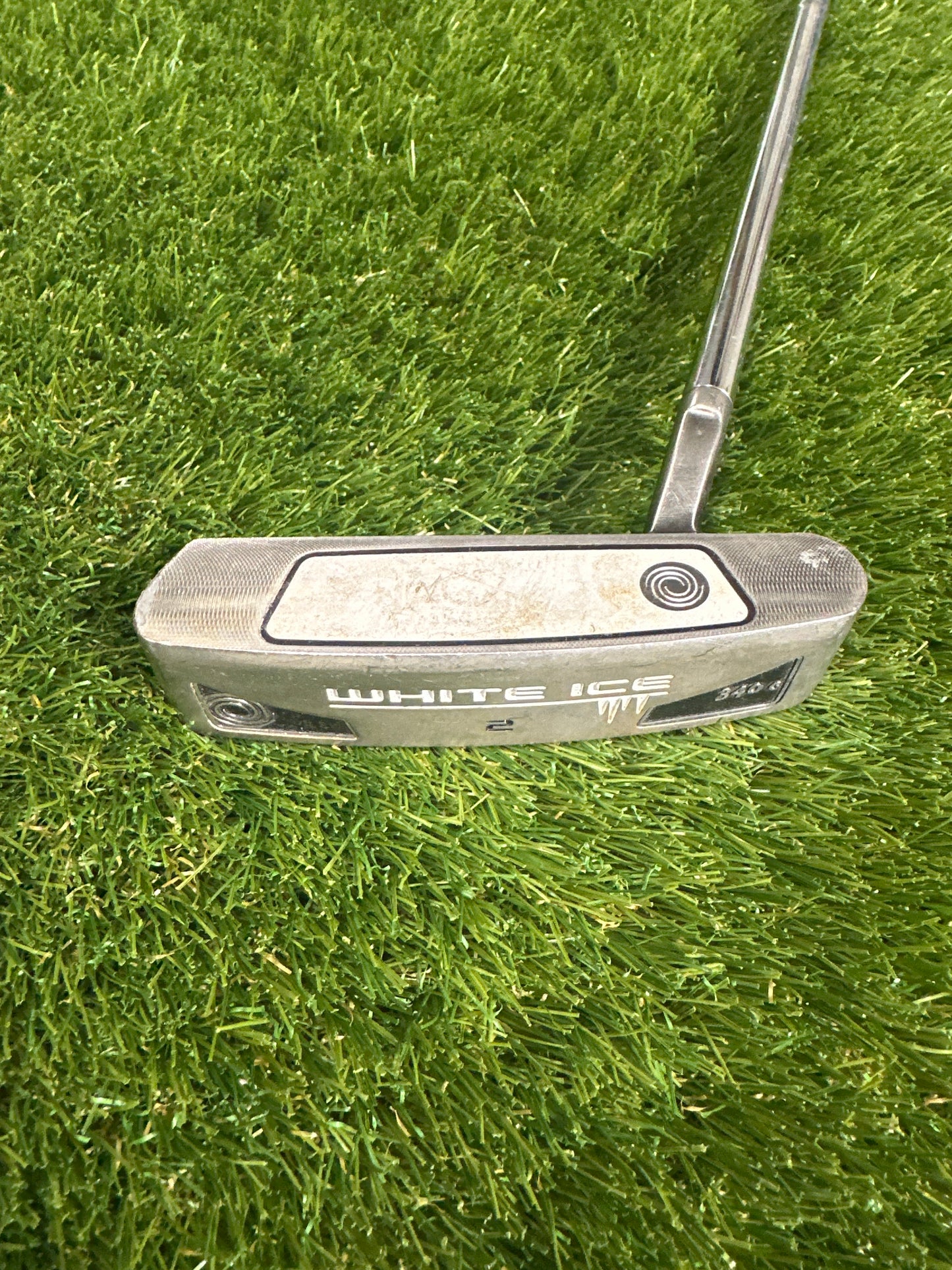 Odyssey White Ice 2 35" Putter