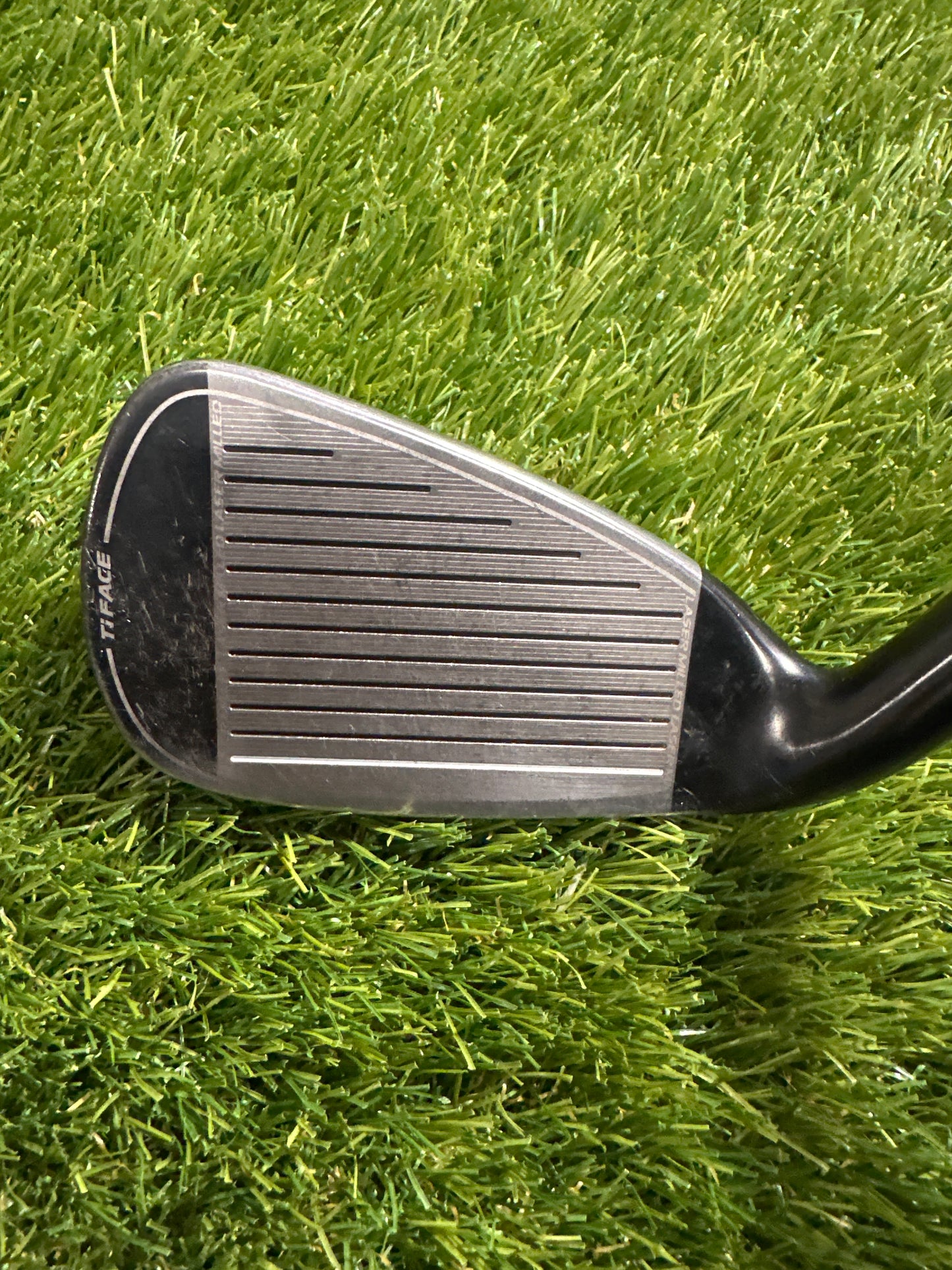 Cleveland Black 6/27 Iron
