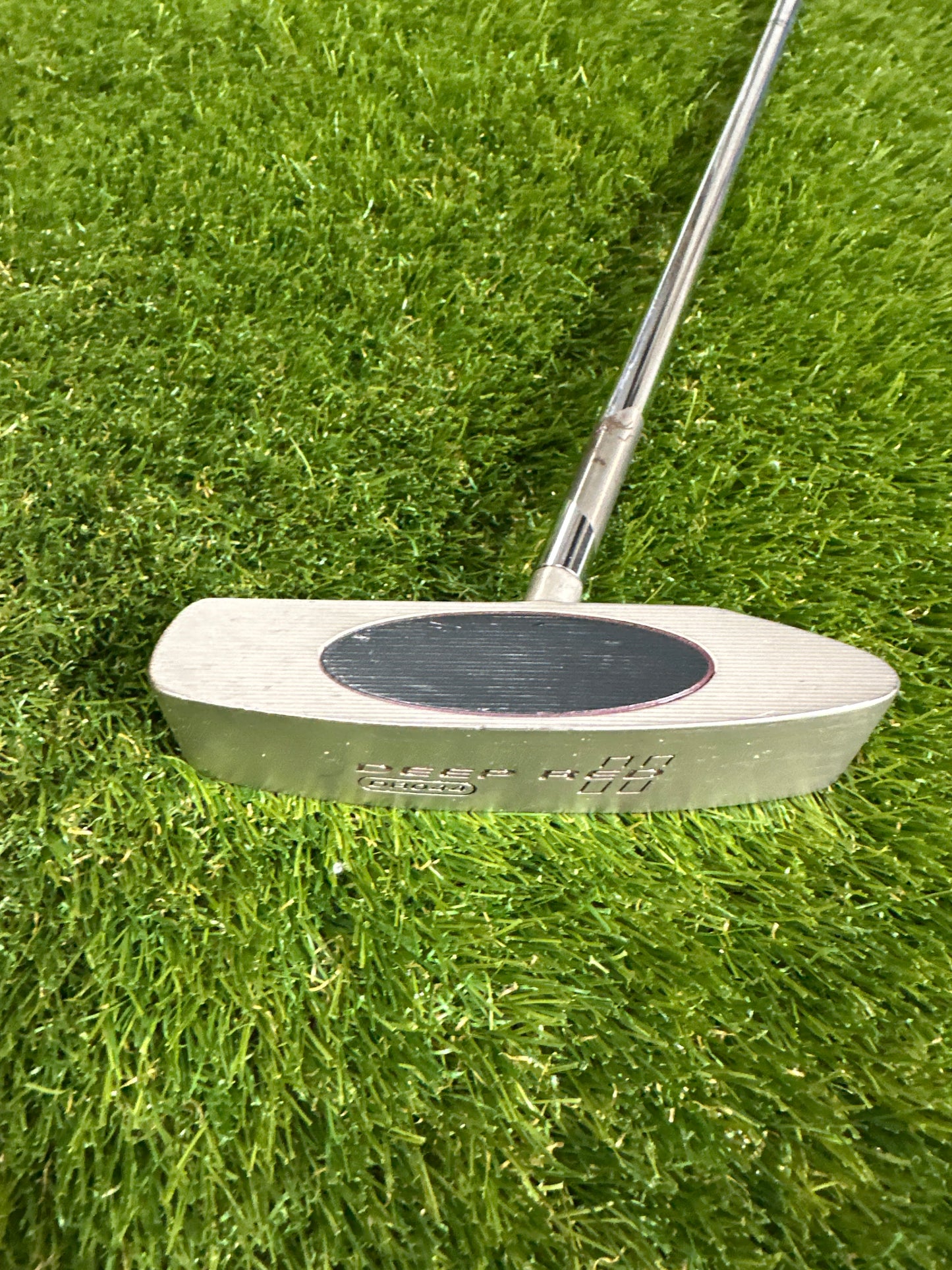 Wilson Deep Red 34" Putter