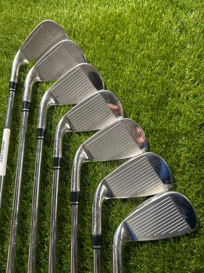Wilson D7 5-SW Irons