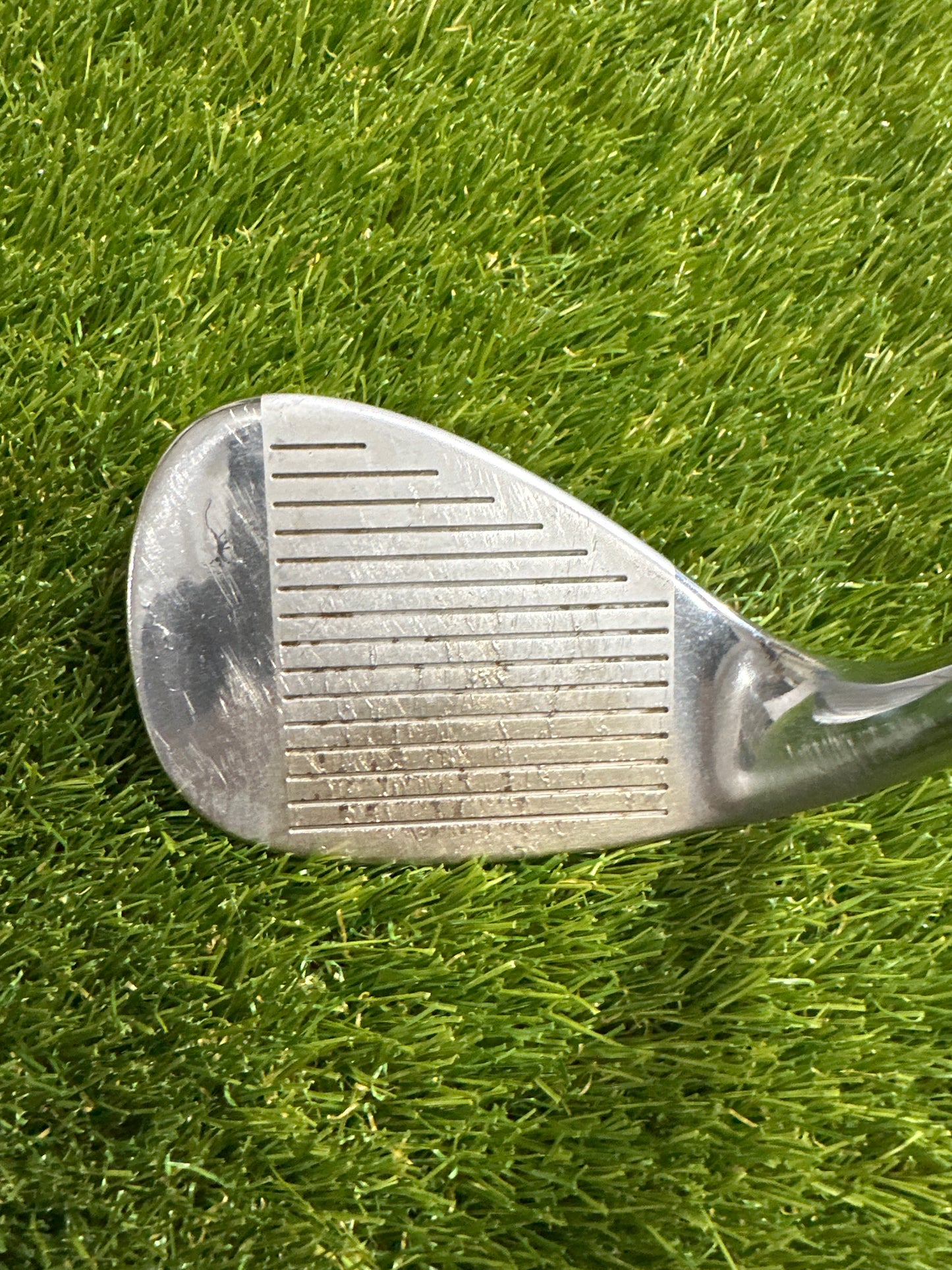 Cleveland Dynamic Sole Grind 588 56 Wedge