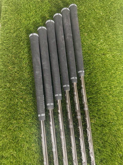 Mizuno JPX 921 Hot Metal Pro 5-PW Irons