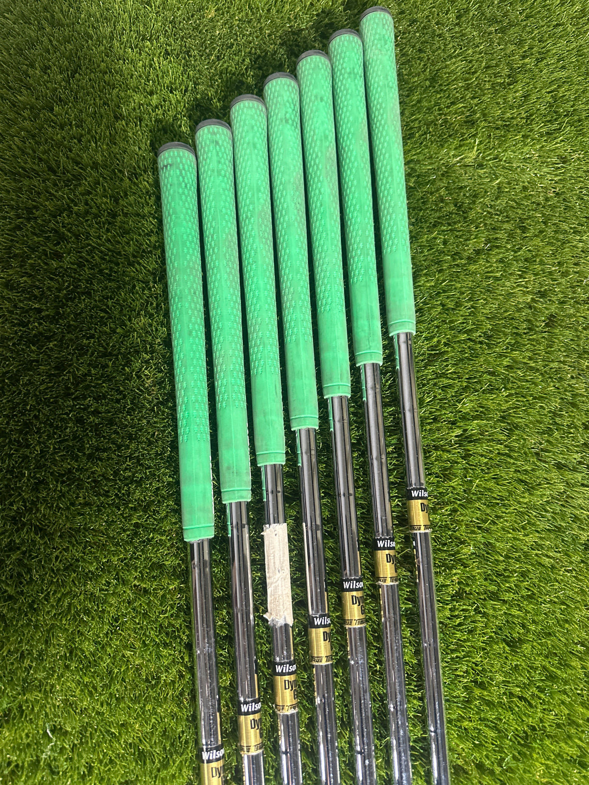Wilson Staff Fi5 4-PW Irons