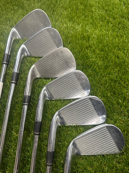 TaylorMade R11 5-PW Irons