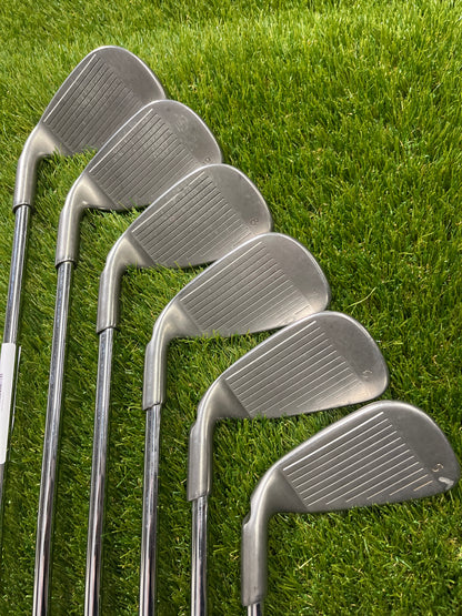 Ping G25 5-W Irons