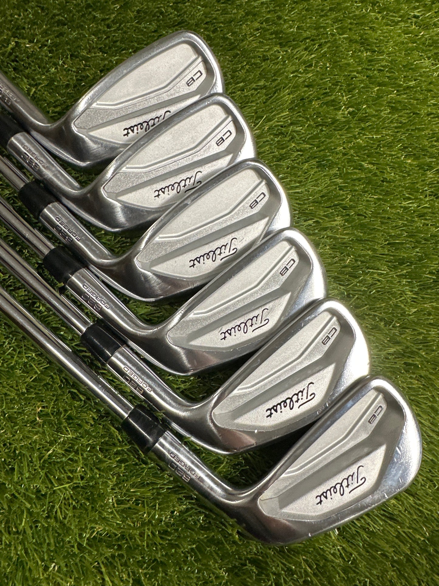 Titleist 620 CB 5-PW Irons