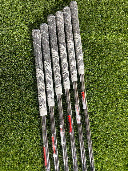Mizuno JPX 923 Hot Metal 5-PW Irons