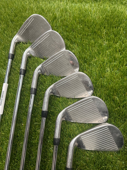 Callaway X2Hot 6-SW Irons