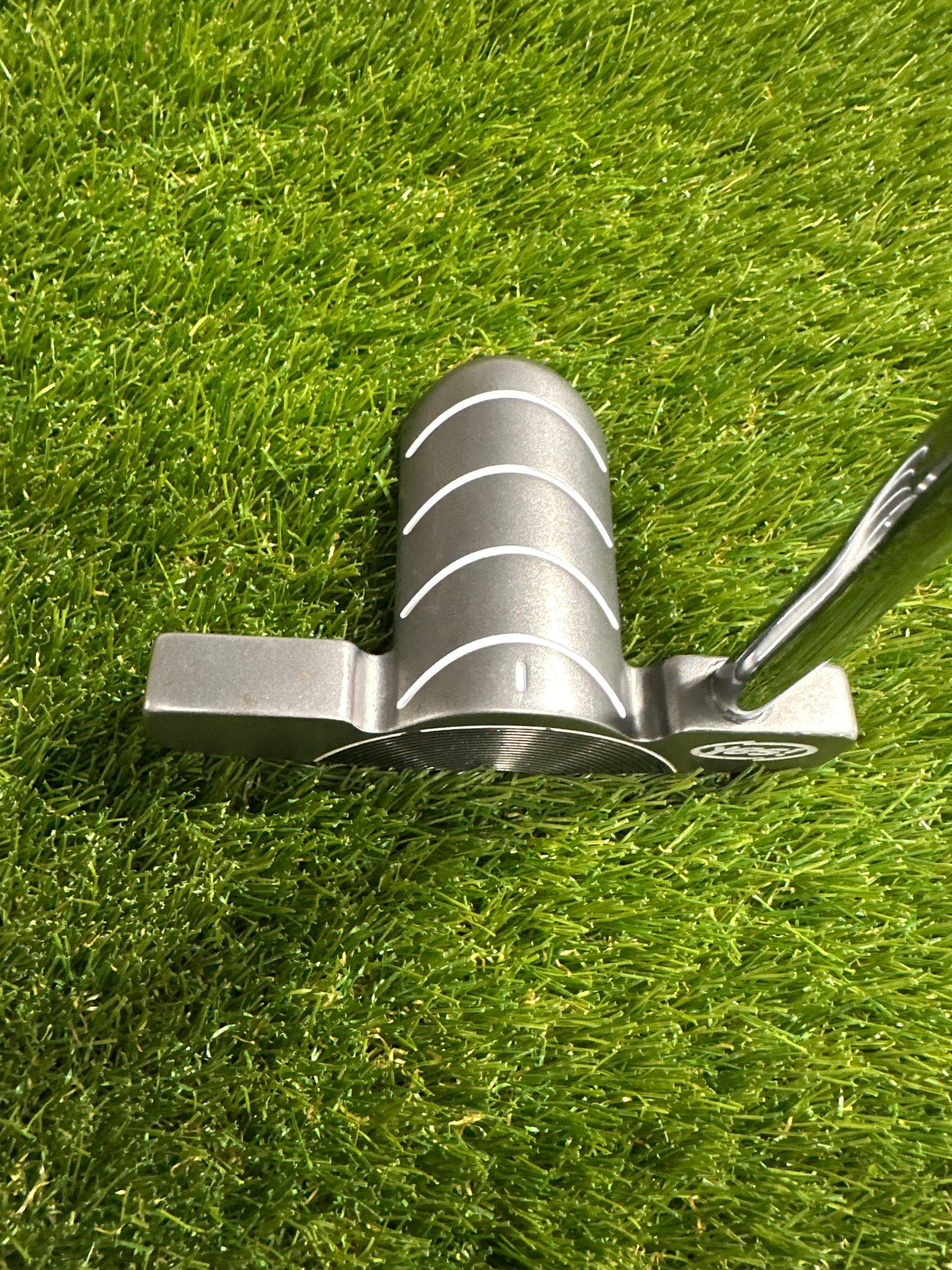 Yes C Groove Swash Tiffany 31" Putter