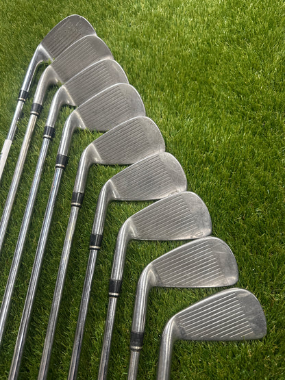 Wilson CI9 4-LW Irons