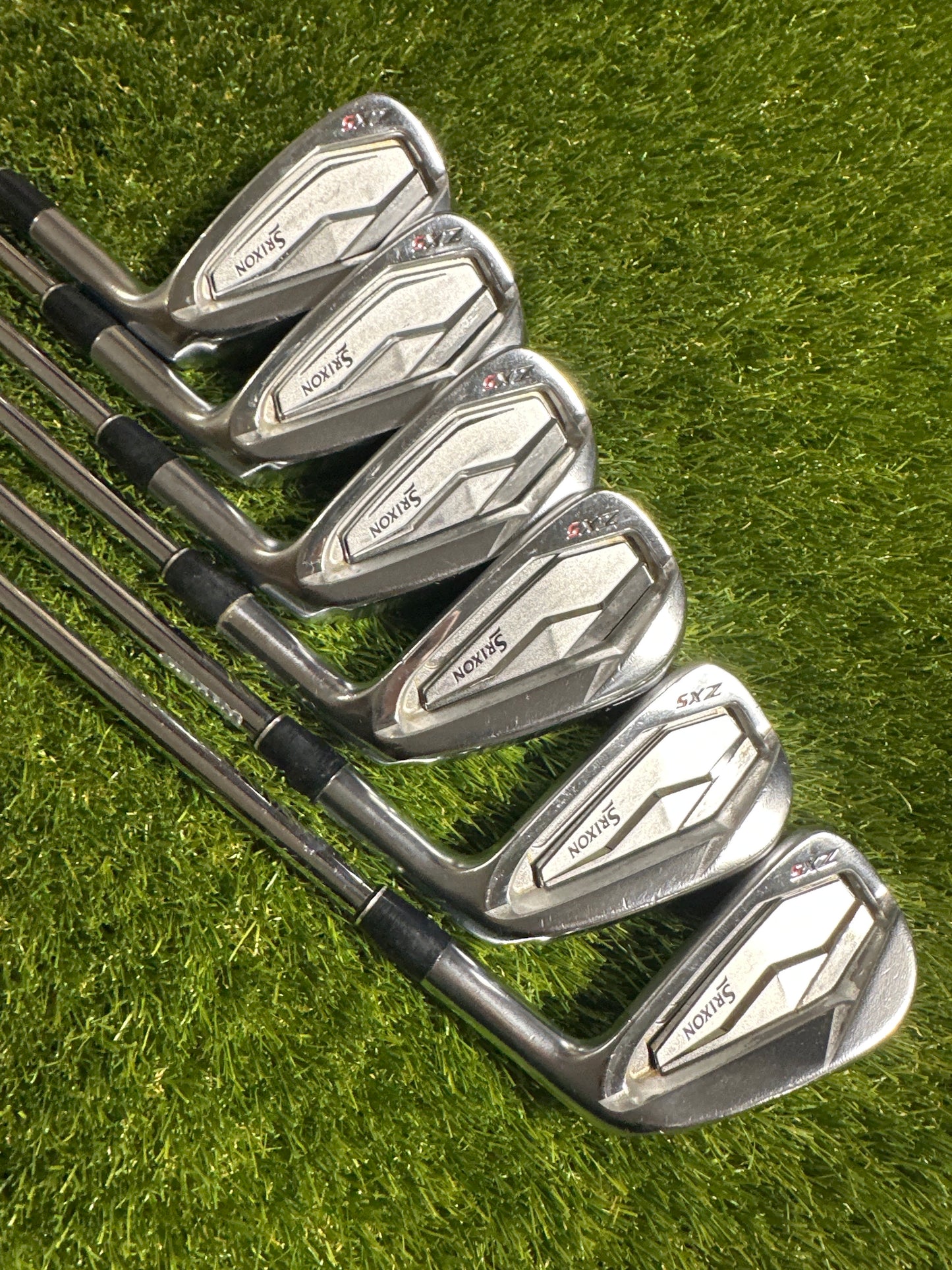 Srixon ZX5 5-PW Irons