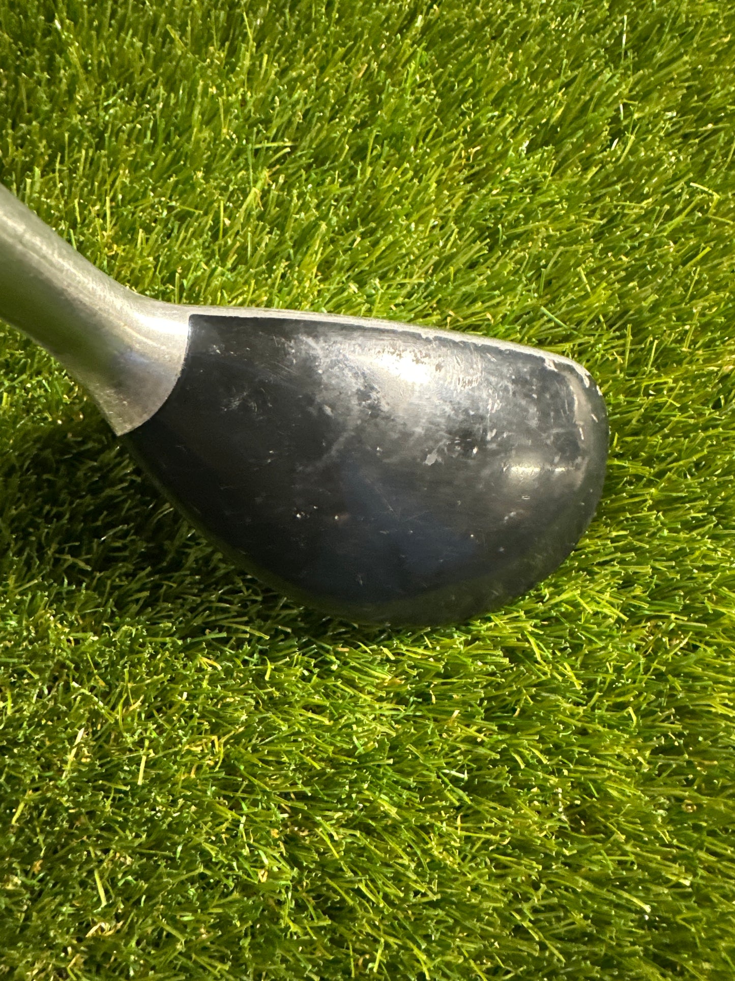 Titleist 585H 21 HYB