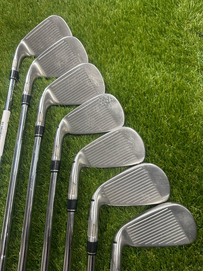TaylorMade Stealth 4-PW Irons