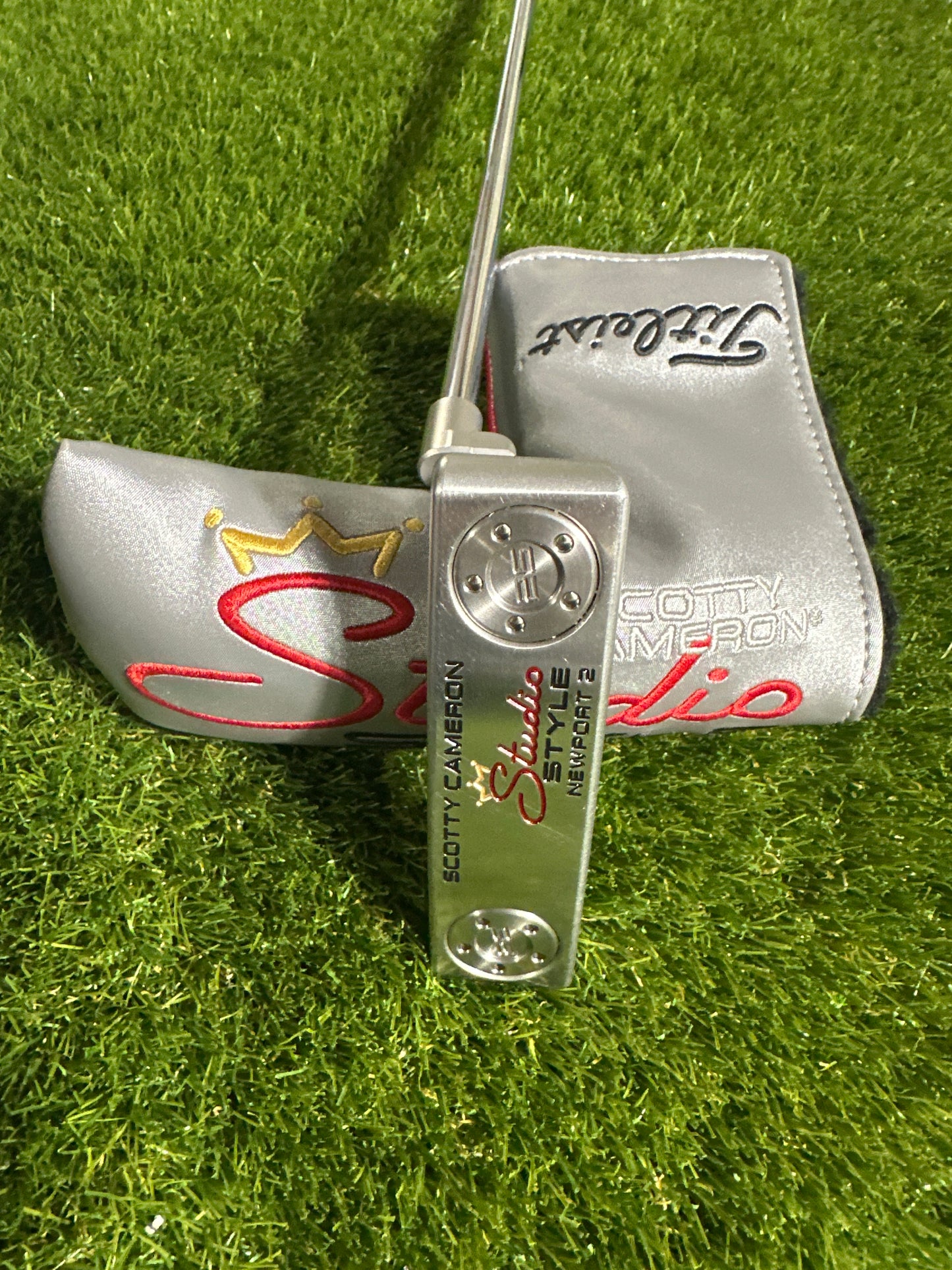 Scotty Cameron Studio Style Newport 2 35" Putter