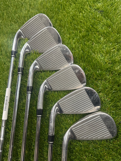 Wilson D7 5-PW Irons