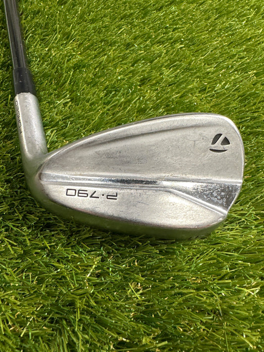 TaylorMade P790 AW