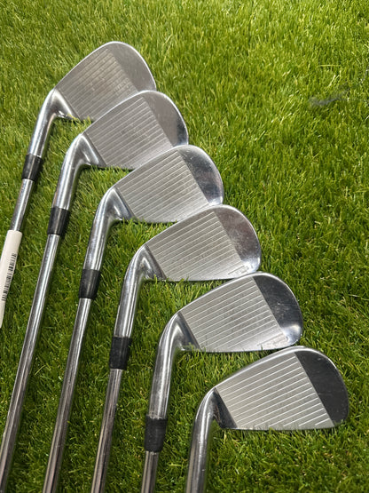 Callaway Apex Pro Forged 5-PW Irons