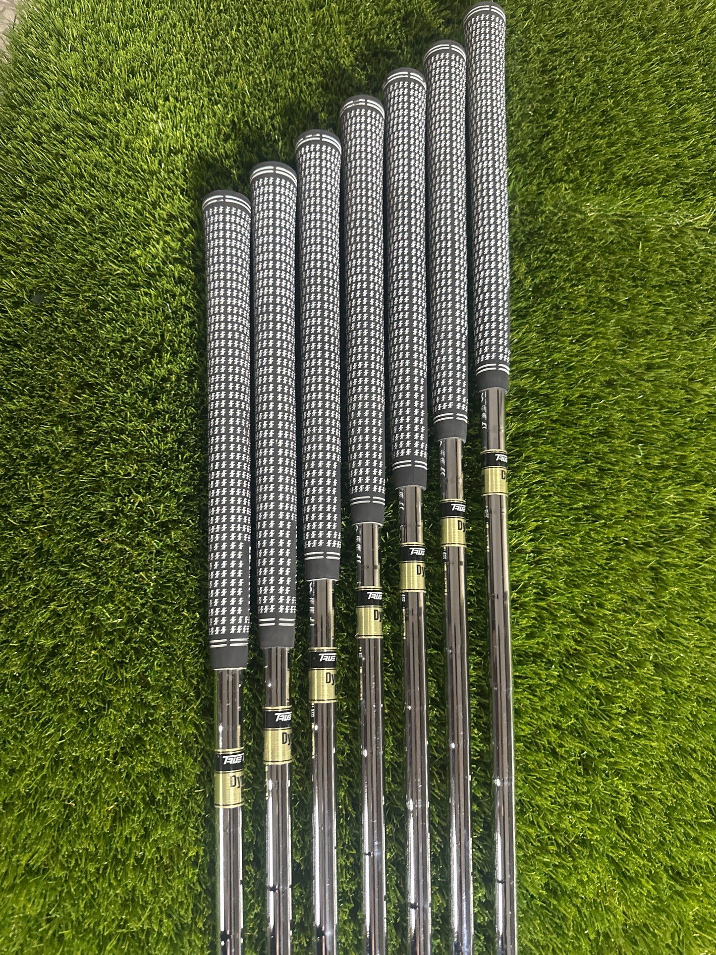 TaylorMade P7MC 4-PW Irons