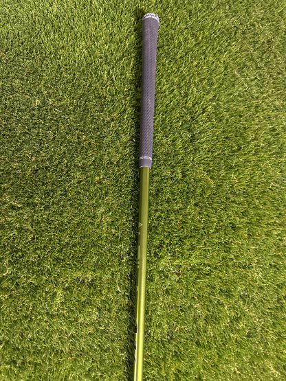 Titleist 585H 21 HYB