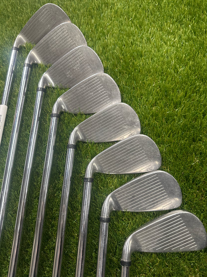 Wilson Di7 4-SW Irons
