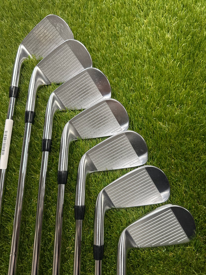 Titleist T100 4-PW Irons