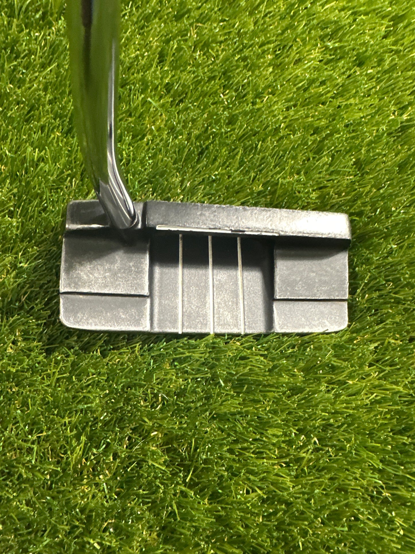 Wilson Infinite Loop 33" Putter