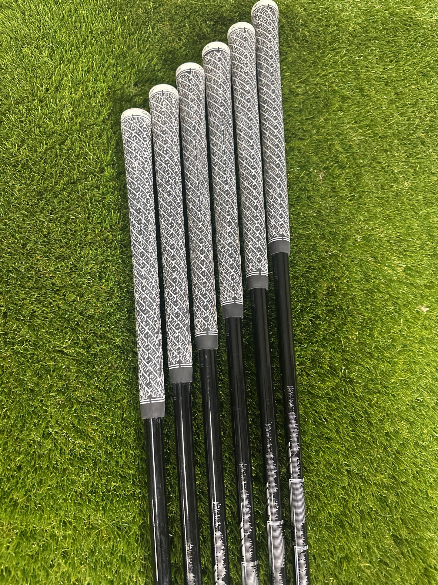 TaylorMade P790 5-PW Irons