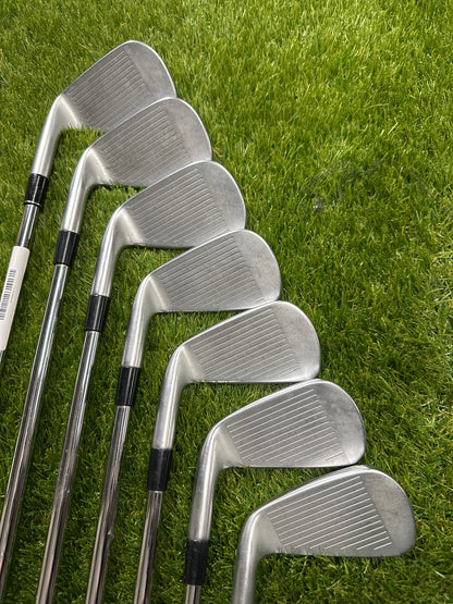 TaylorMade P790 4-PW Irons