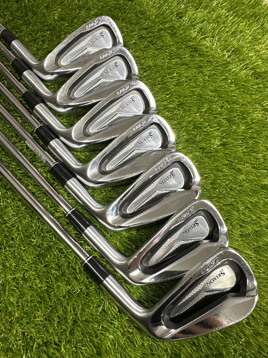 Srixon Z585 4-PW Irons
