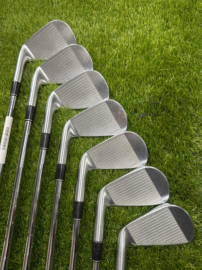 Srixon Z785/965 4-PW Irons