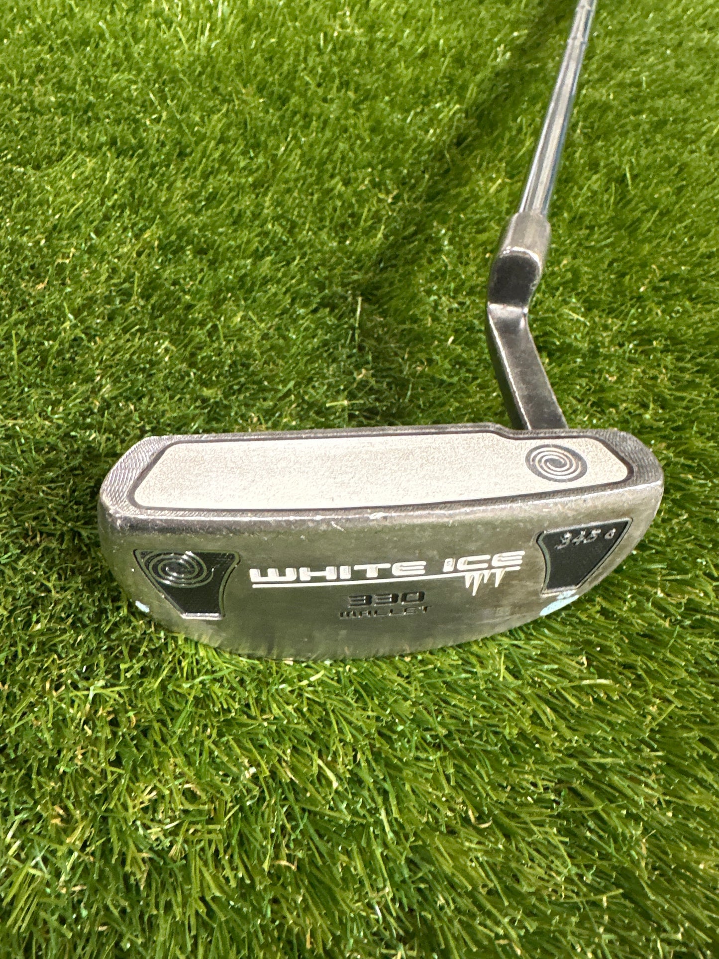 Odyssey White Ice 330 Mallet 34" Putter