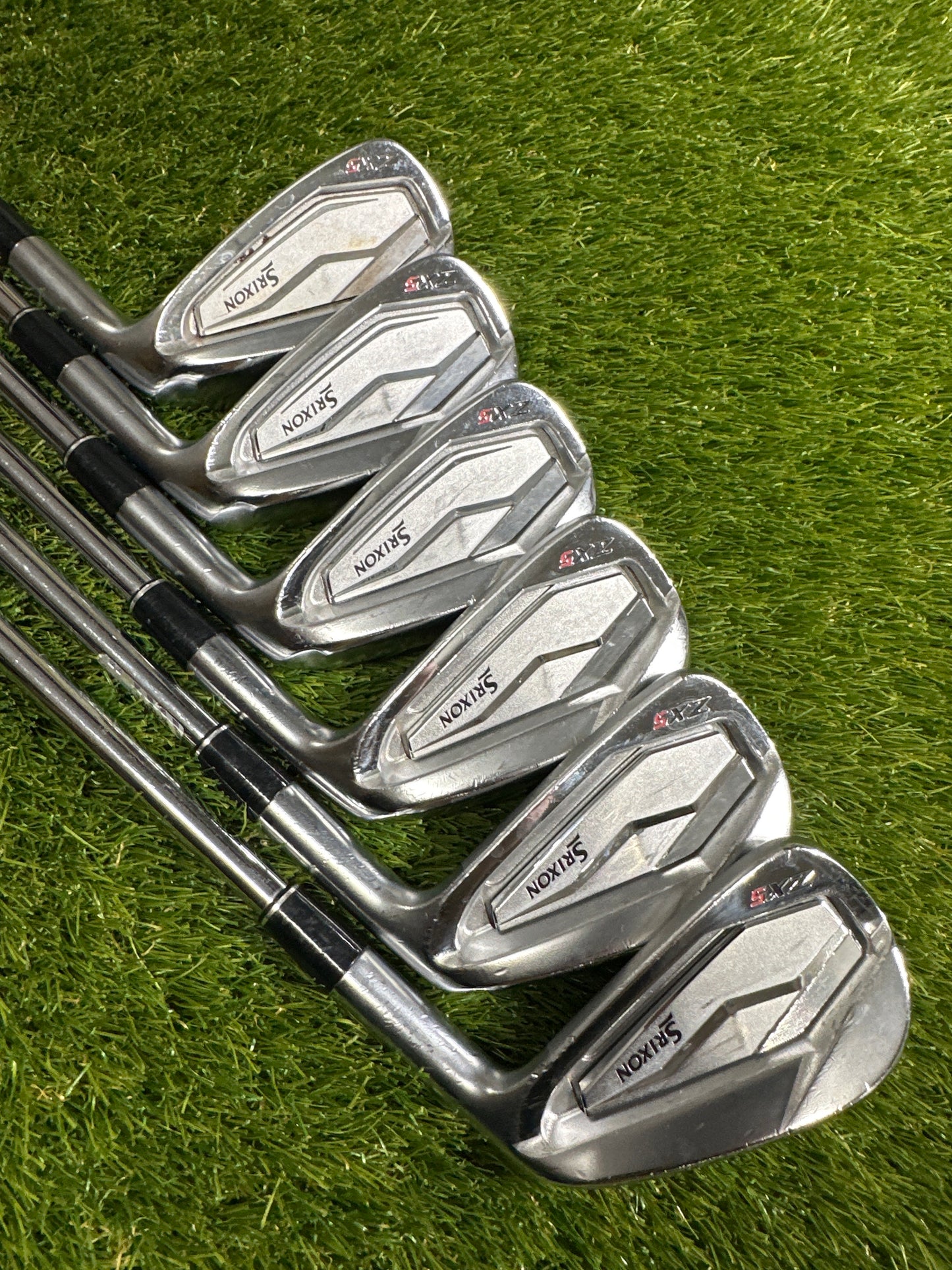 Srixon ZX5 5-PW Irons