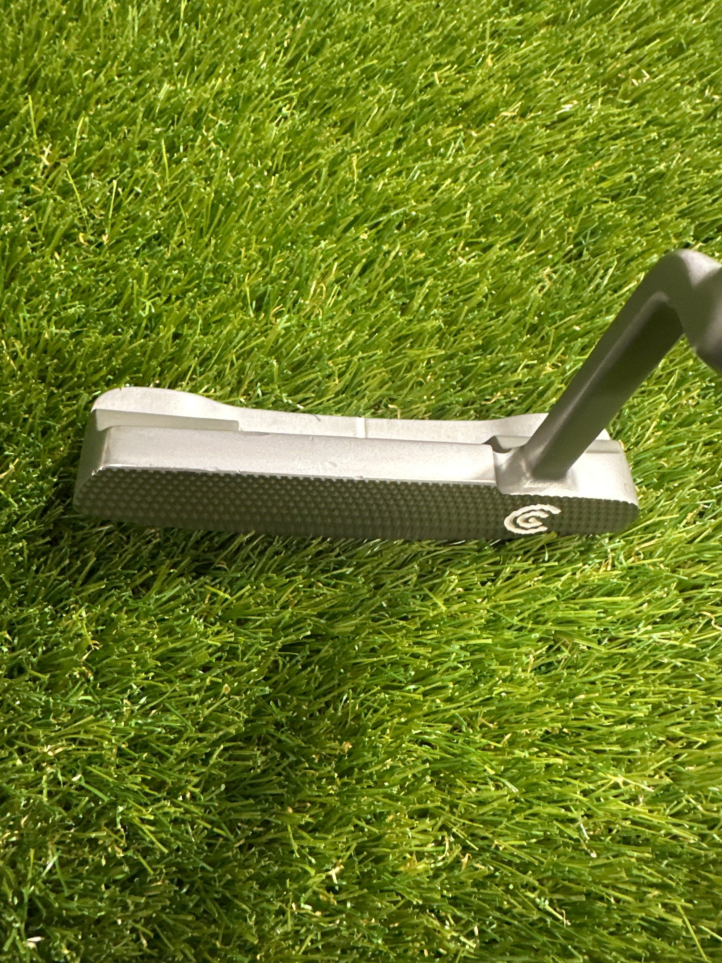 Cleveland Huntington Beach Collection 1 35" Putter