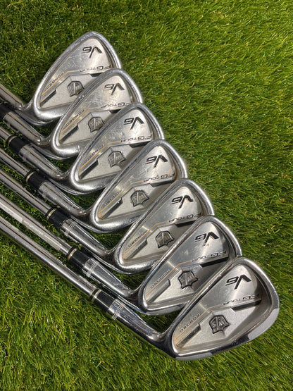 Wilson FG Tour V6 4-PW Irons