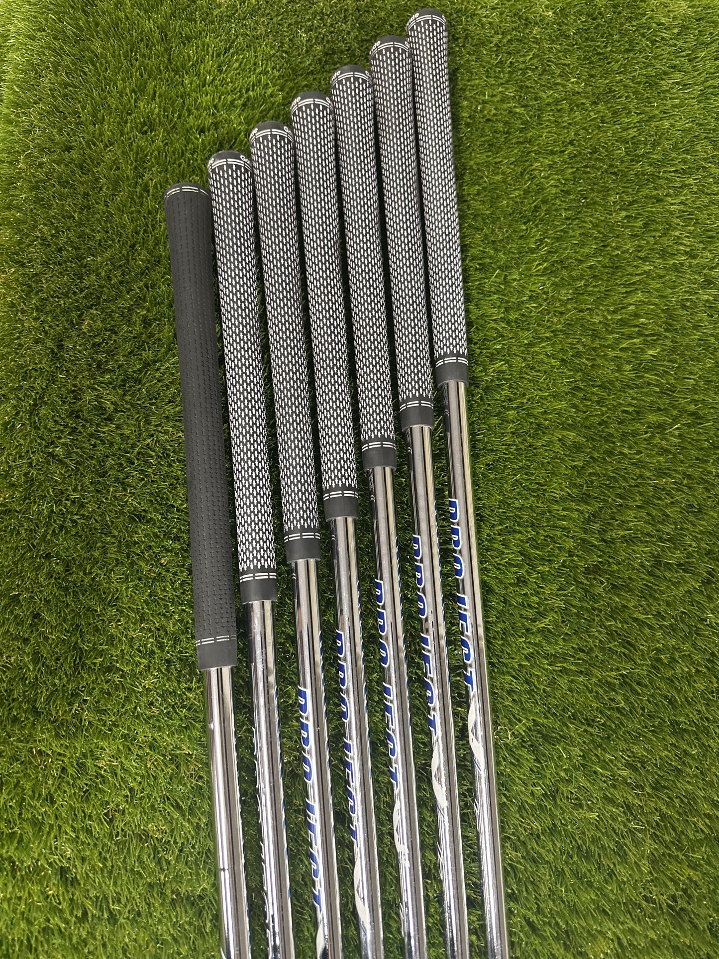 Titleist T100s/T200 4-PW Irons