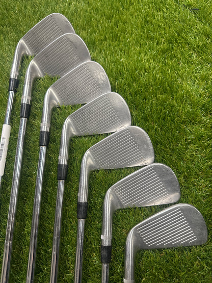 Titleist DCI 762 3-PW No 8 Irons