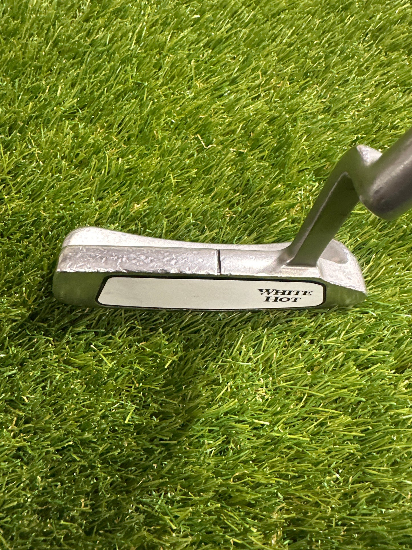 Odyssey White Hot 3 34" Putter
