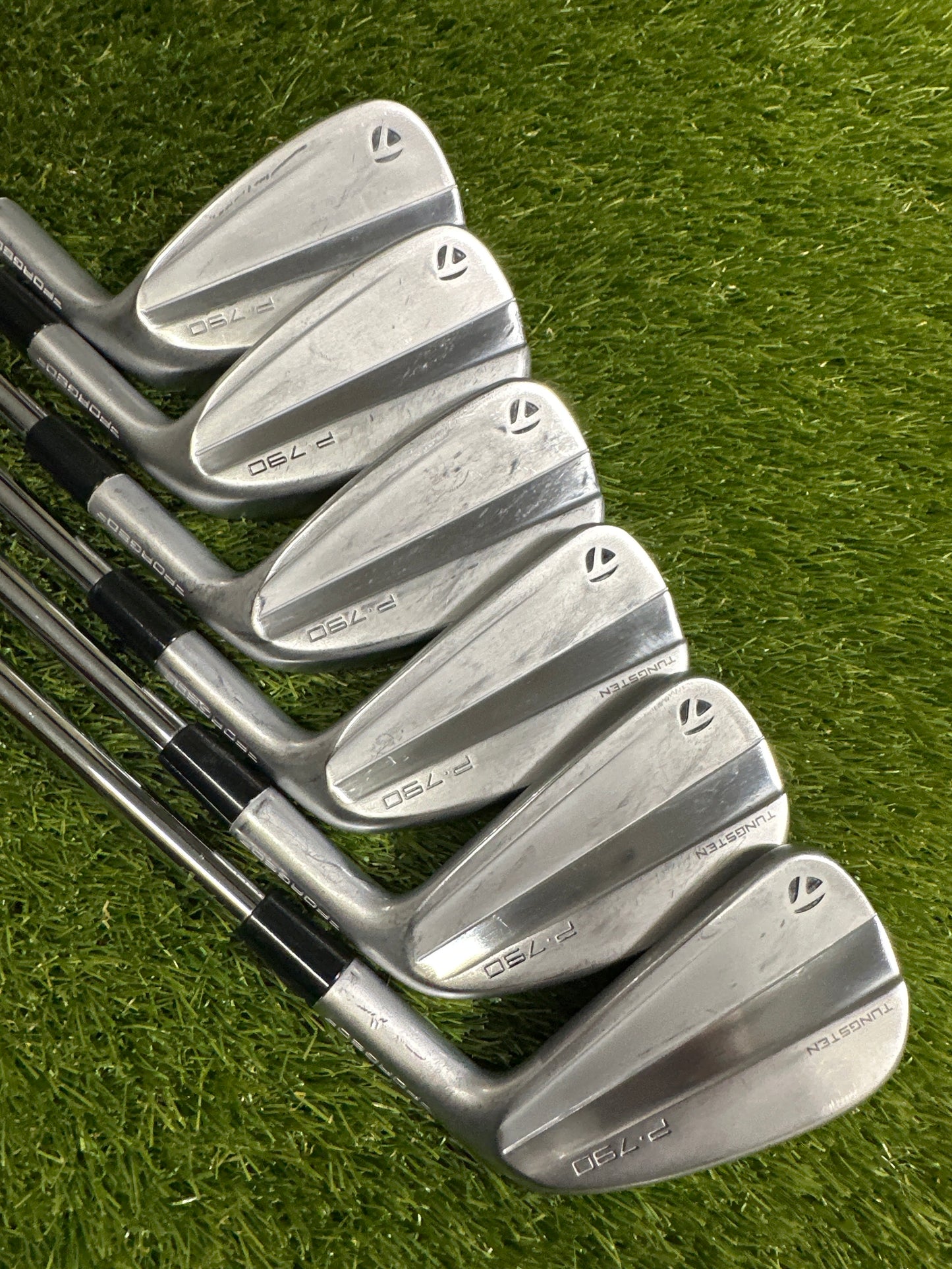TaylorMade P790 5-PW Irons