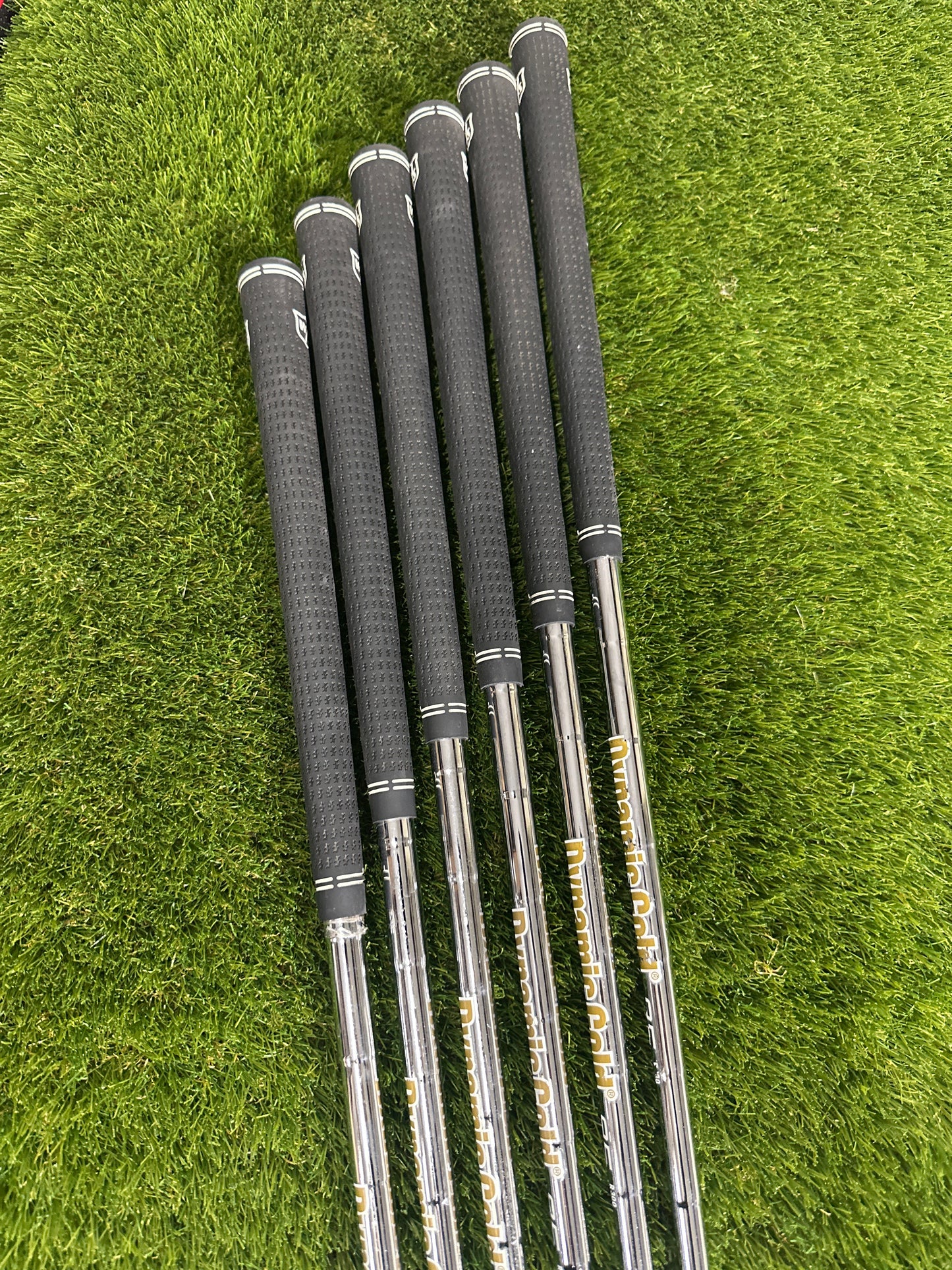 Wilson Staff D9 Forged 5-PW Irons