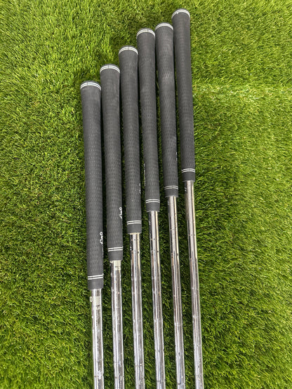 TaylorMade M5 5-PW Irons