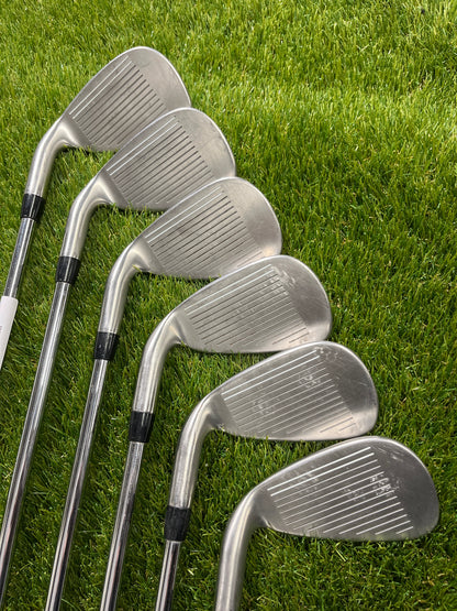 TaylorMade R5 XL 5-PW Irons