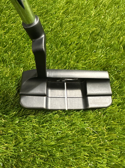 TaylorMade TP Del Monte 1 33" Putter